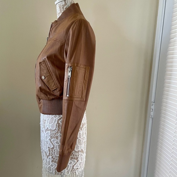 New Leather bomber jacket women Walter Baker size L,runs M-L org $459 - Picture 6 of 13